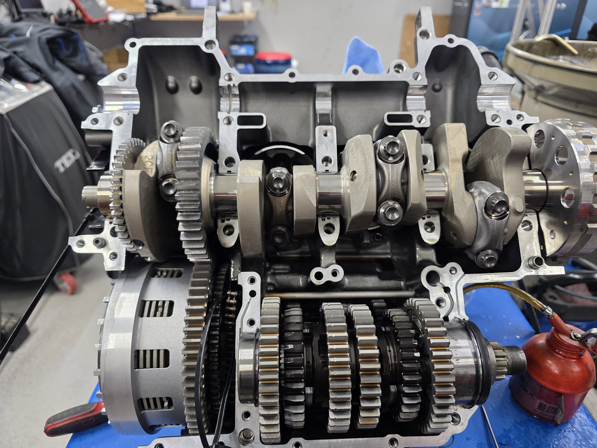 Naše delo – pnevmatike